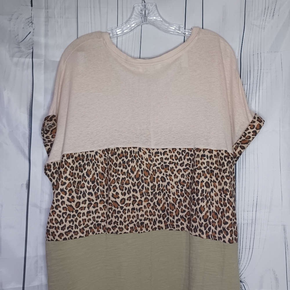 Leopard Print Color Block Dress - Picture 8 of 12